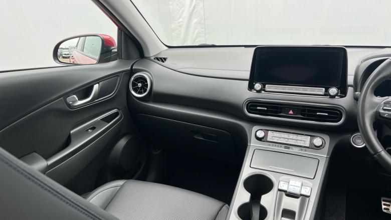 Hyundai KONA 150kW Ultimate 64kWh 5dr Auto Electric Hatchback